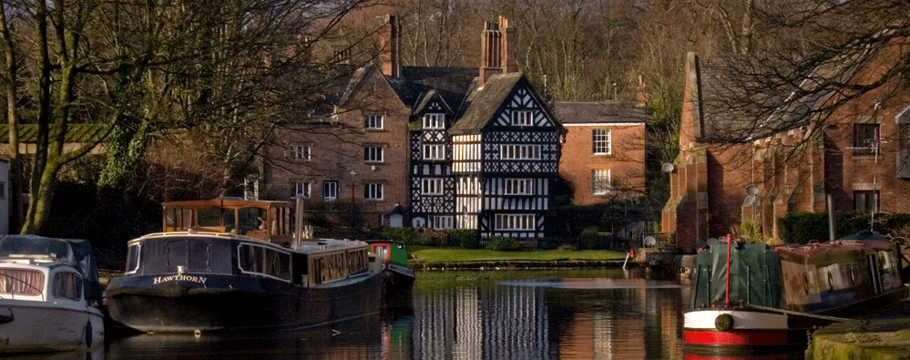 what-you-must-take-into-consideration-when-you-instruct-an-estate-agency-in-worsley