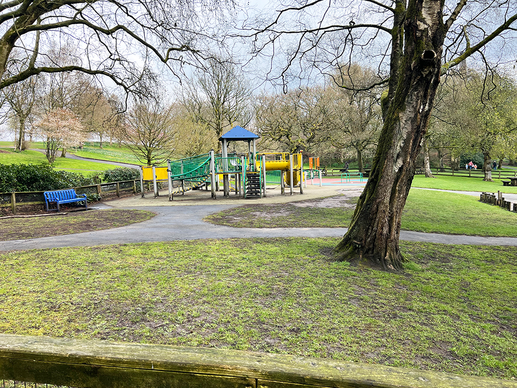 cardwells-estate-agents-bolton-moss-bank-park