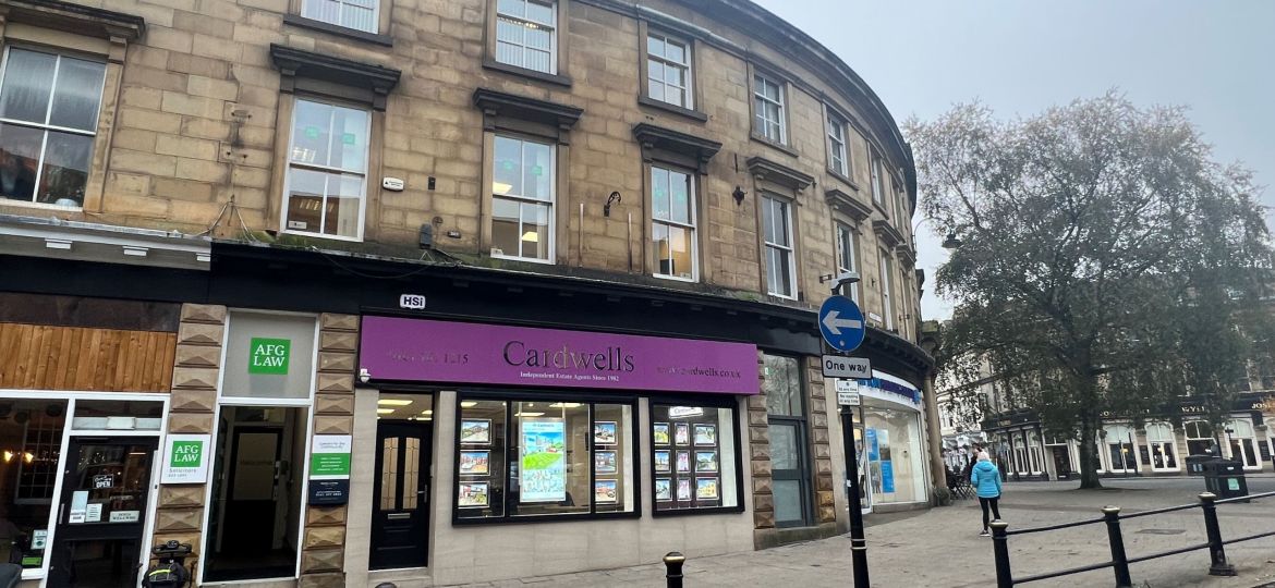 cardwells bury