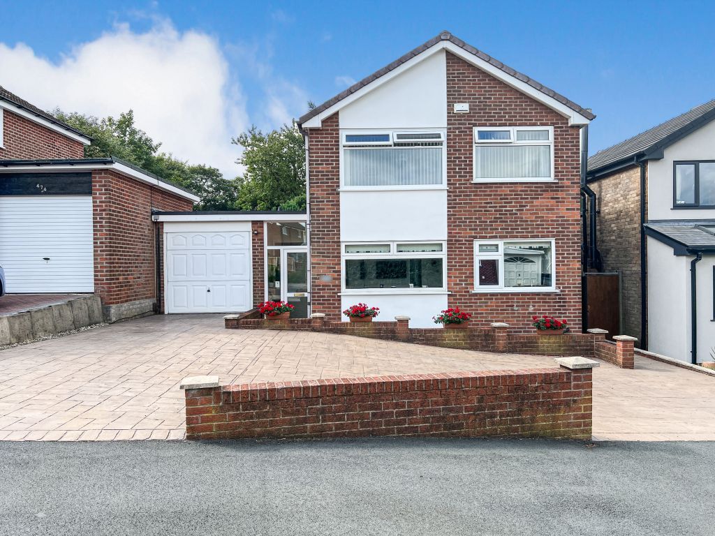 Hough Fold Way, Harwood