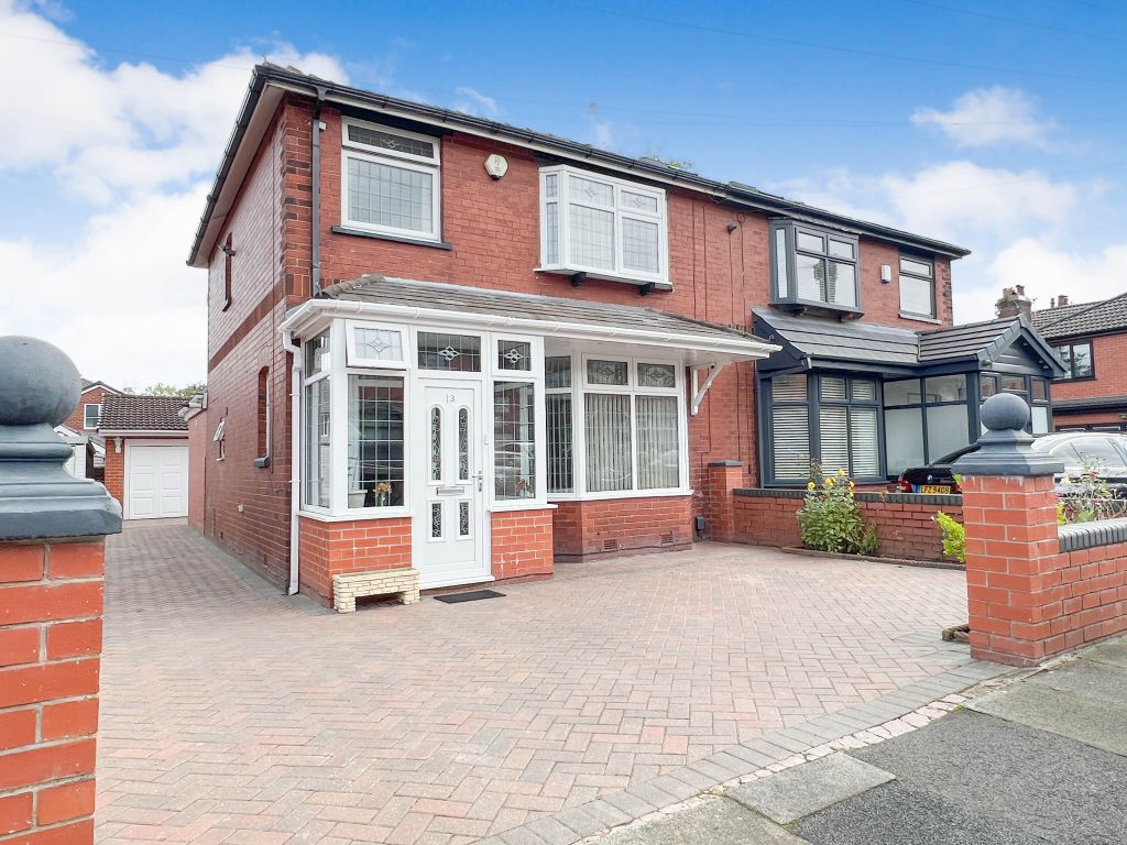 Lynsted Avenue, Great Lever