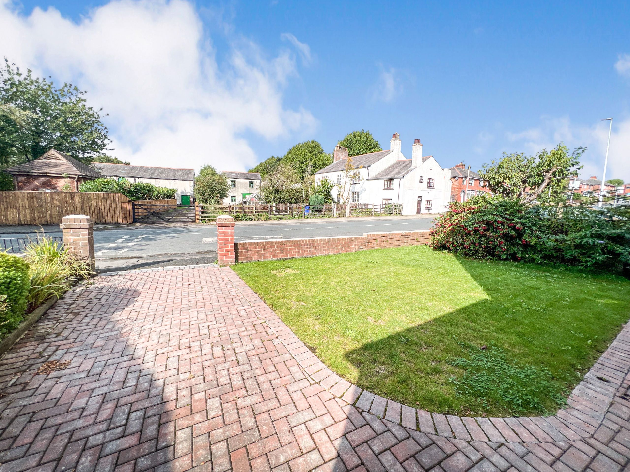 Old Clough Lane, Worsley Cardwells Estate Agents