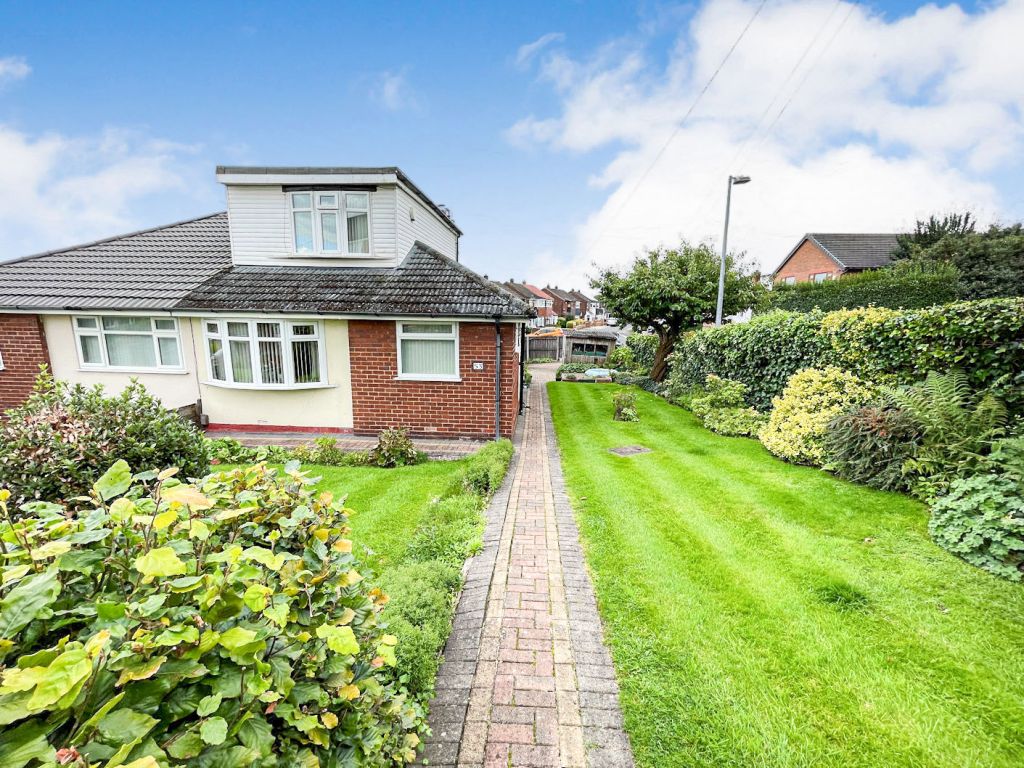 Lawefield Crescent, Clifton