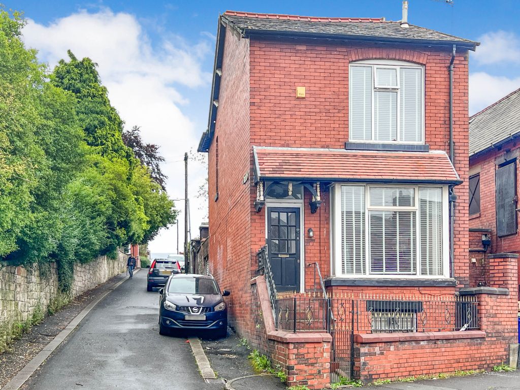 Empire Road, Breightmet – FOR SALE BY AUCTION
