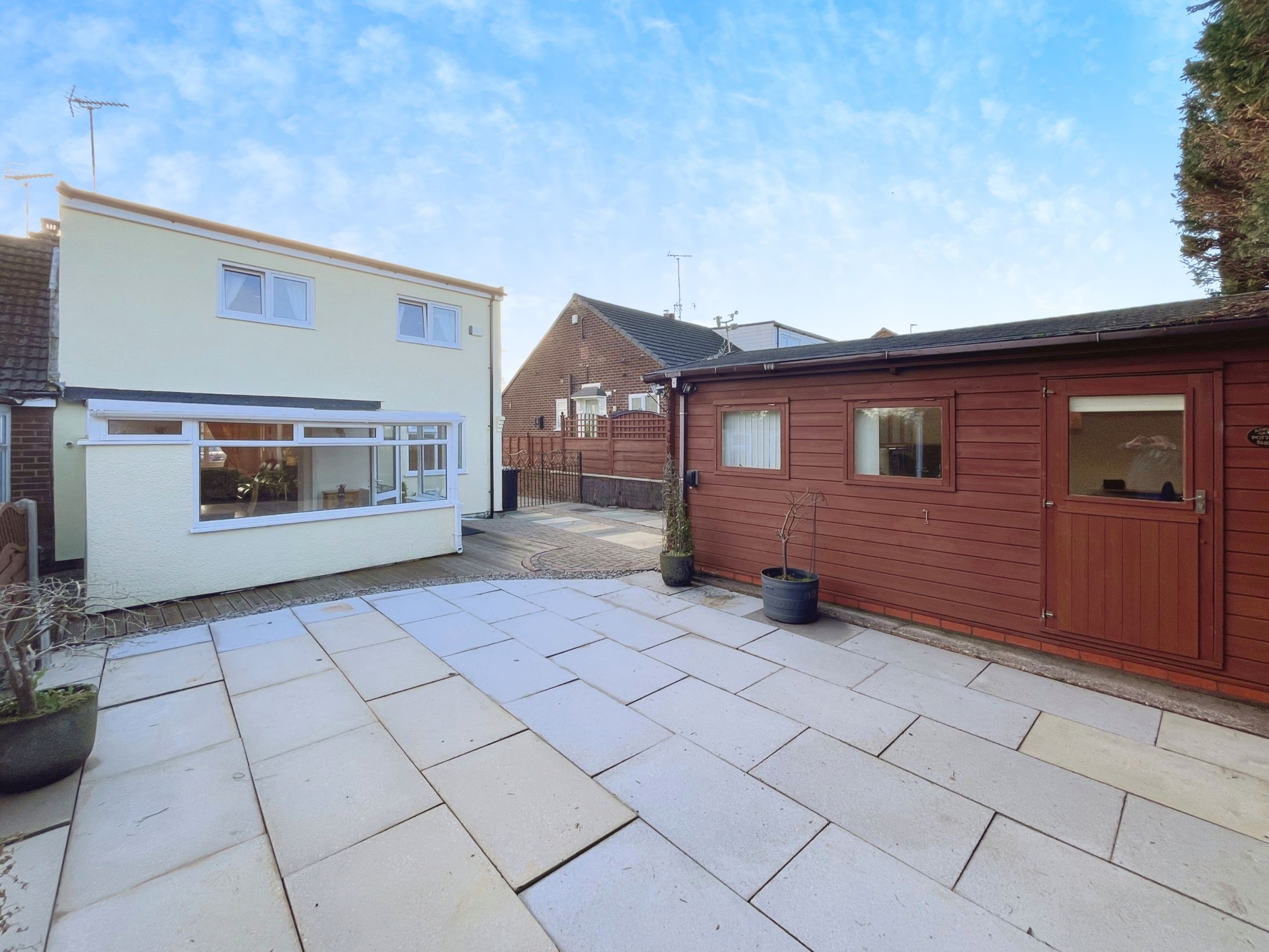 Westbury Close, Bury Cardwells Estate Agents