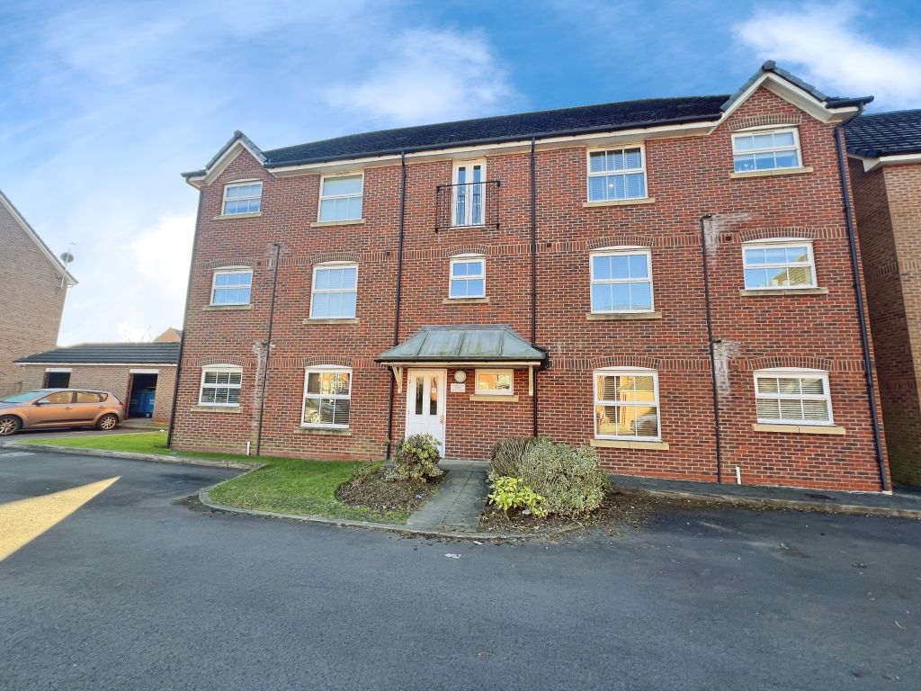 Sunningdale Court, Little Lever
