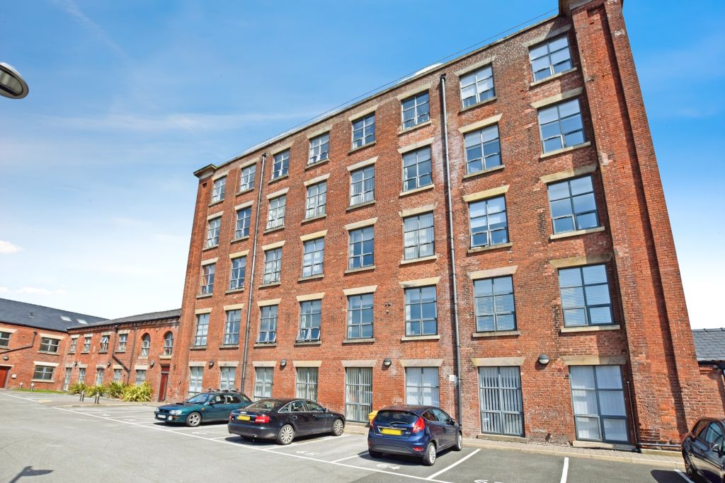 Bentinck Street, Heaton