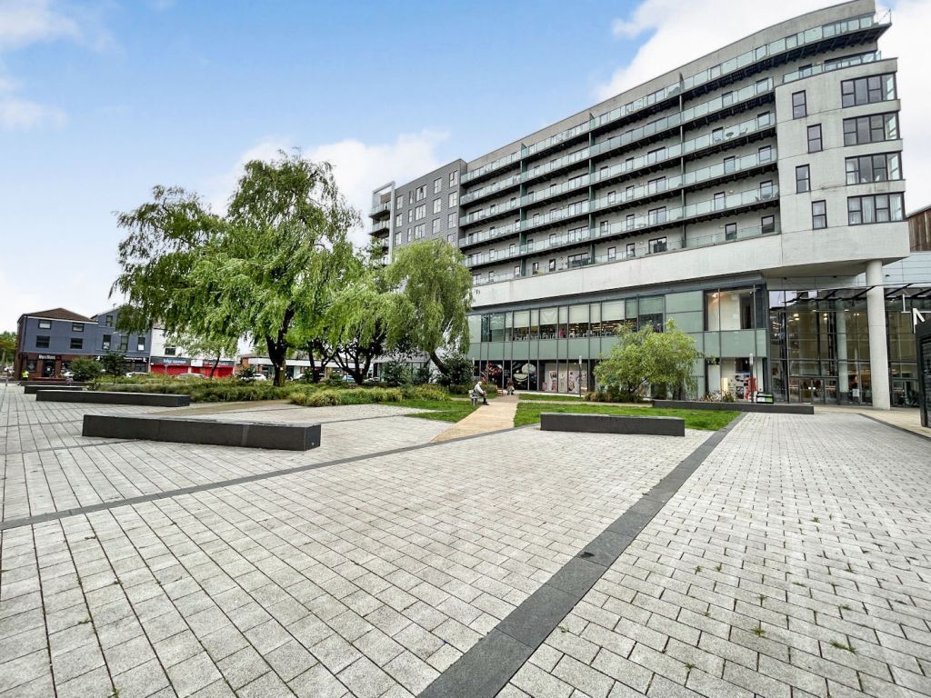 St Johns Gardens, Bury Town Centre