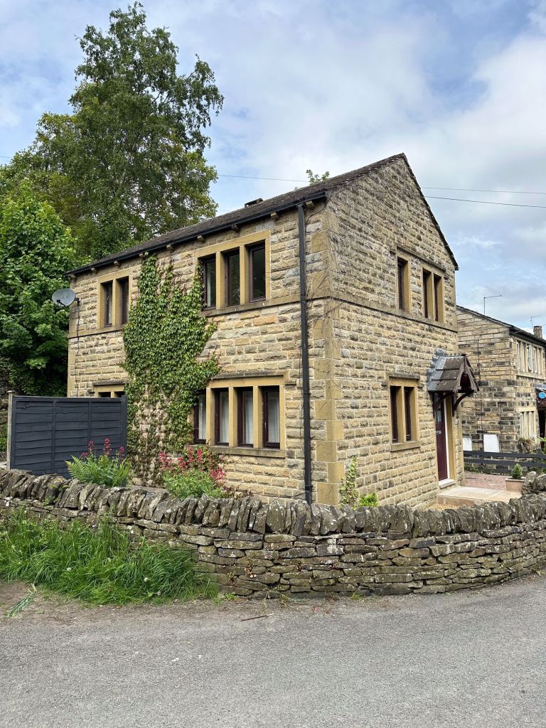 Low Town, Huddersfield, Kirkburton