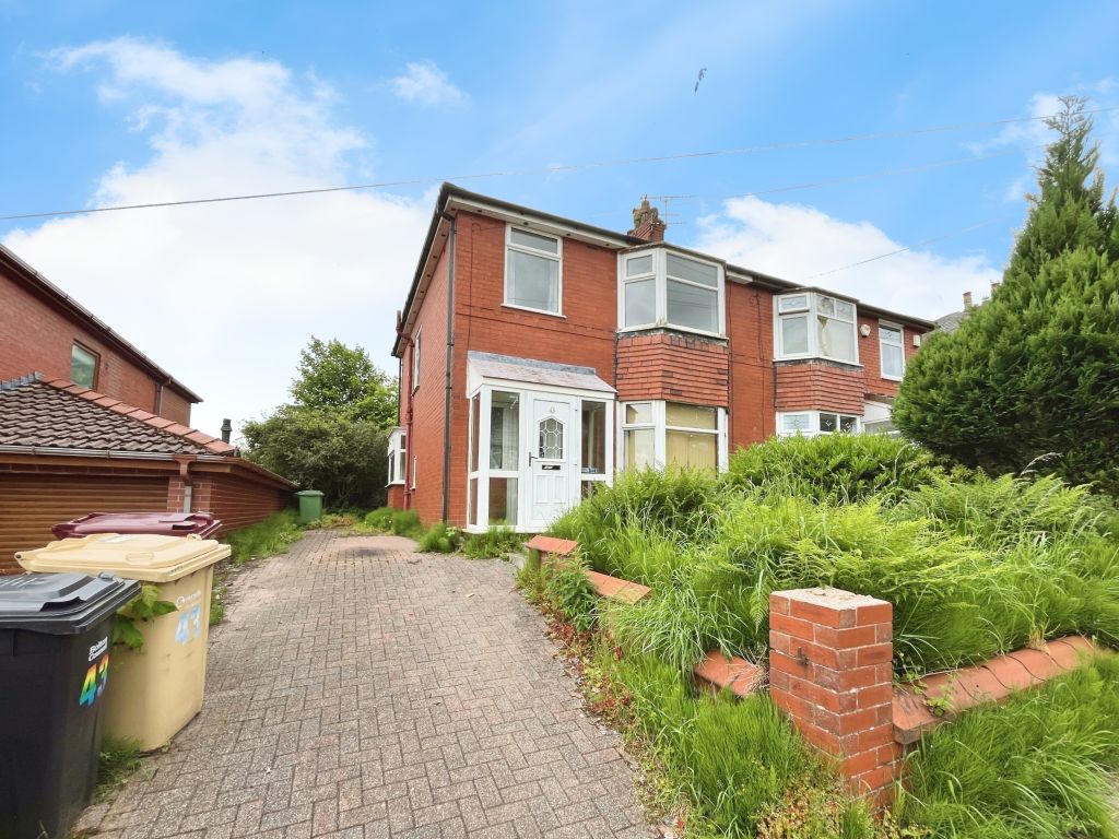 Eastgrove Avenue, Sharples