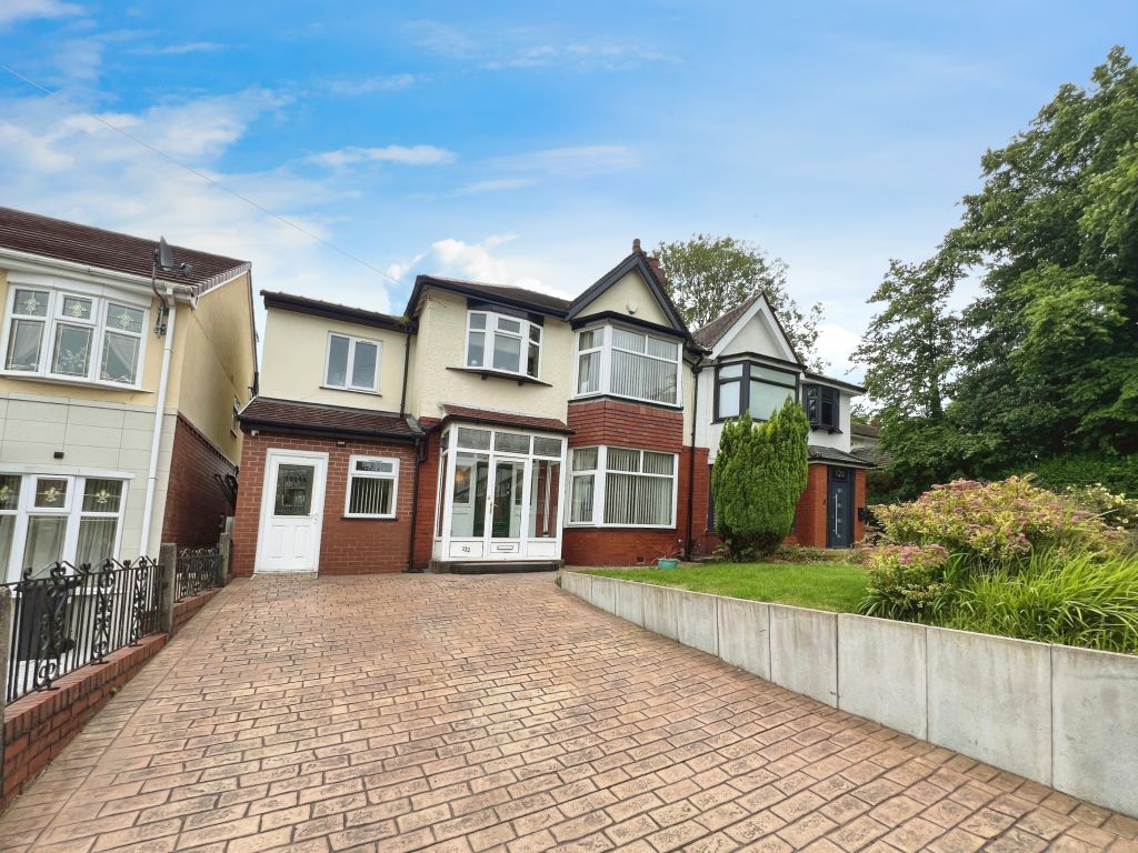 Junction Road, Deane