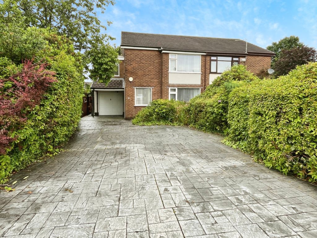 Fairfields, Bolton