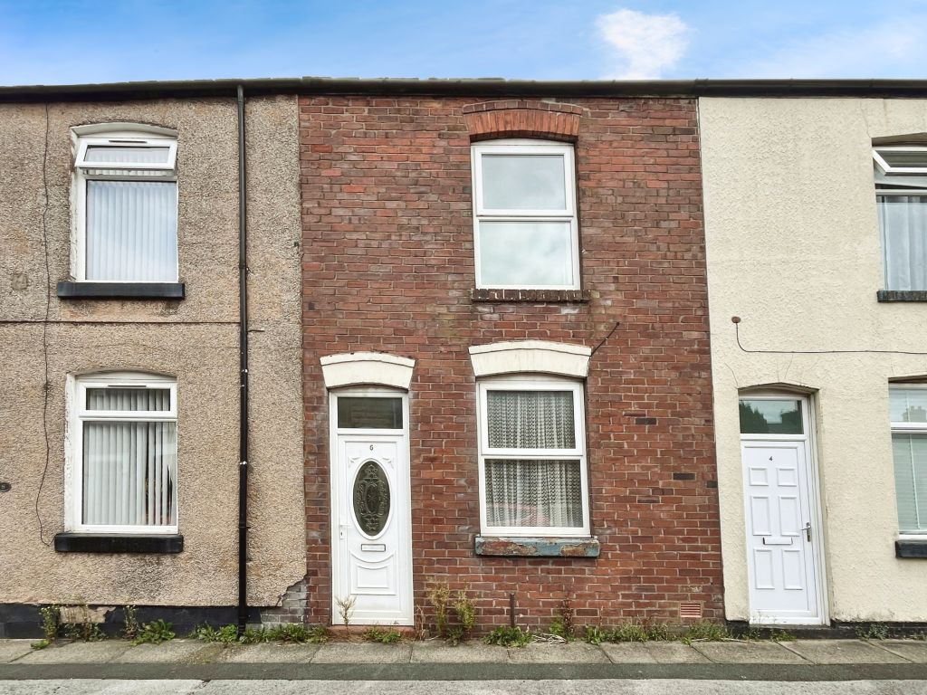 Dickinson Street West, Horwich