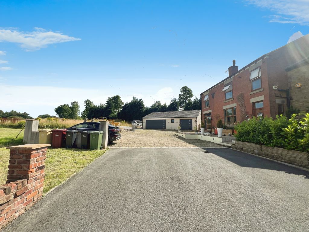 Pocket Nook Road, Chew Moor
