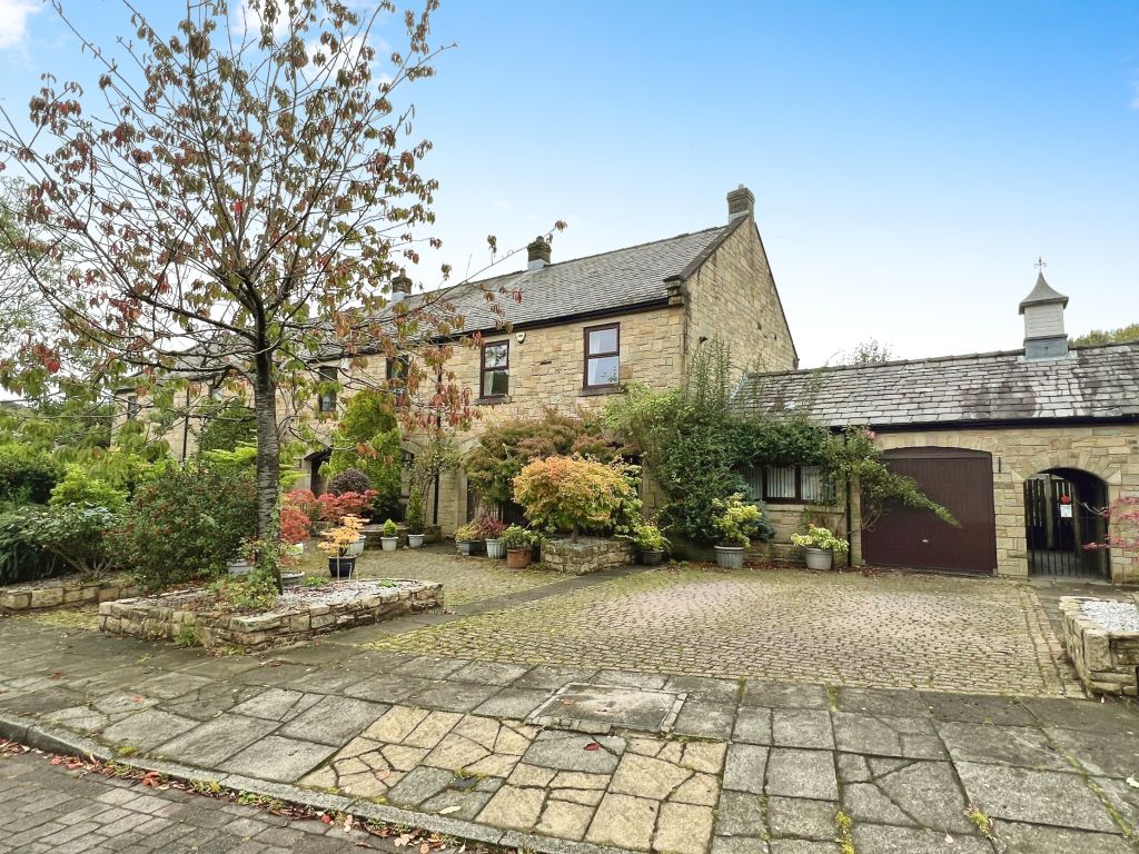 Bradshaw Hall Drive, Bradshaw