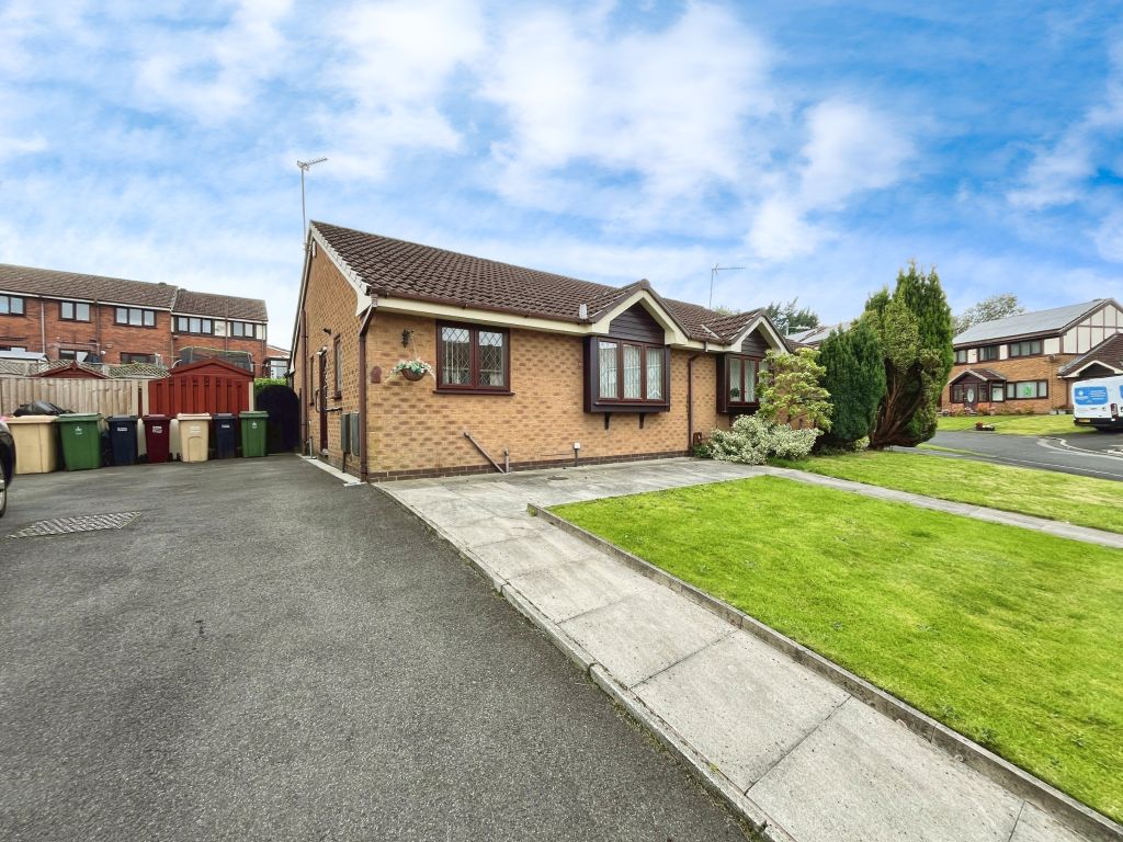 Fenners Close, Morris Green