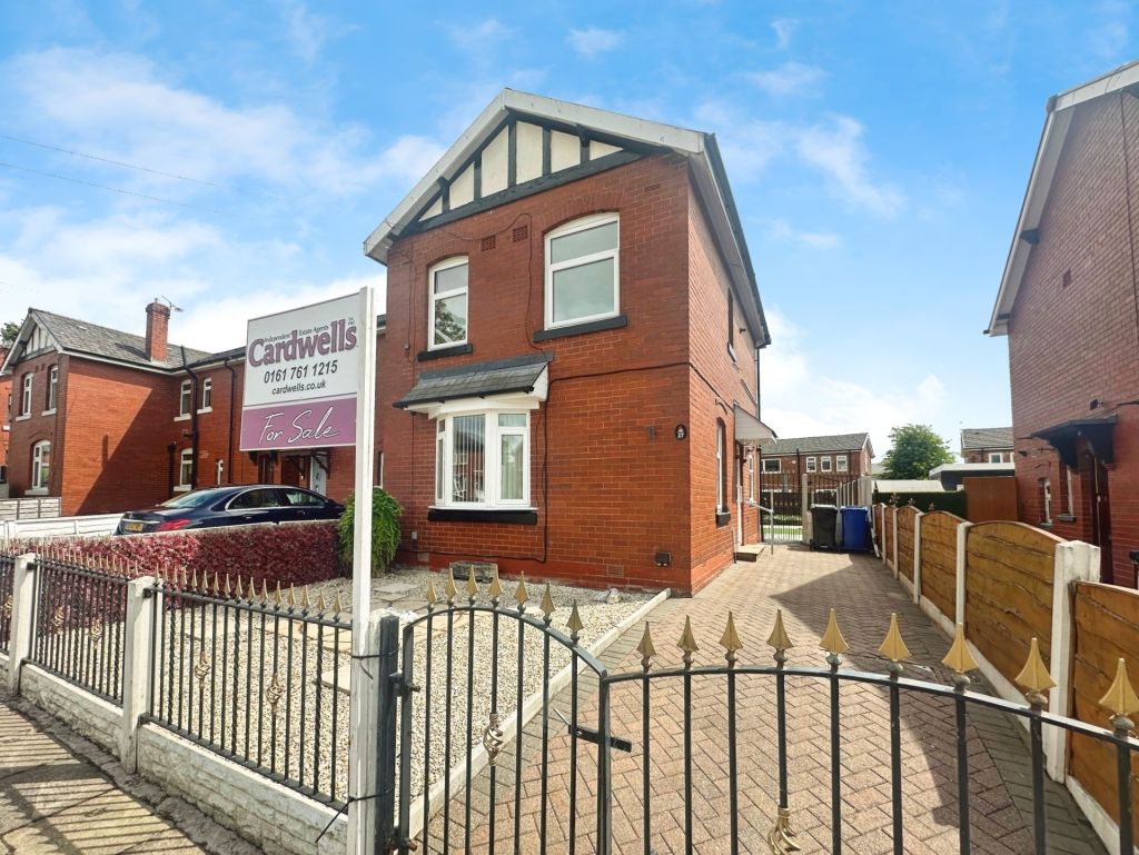 Holme Avenue, Bury