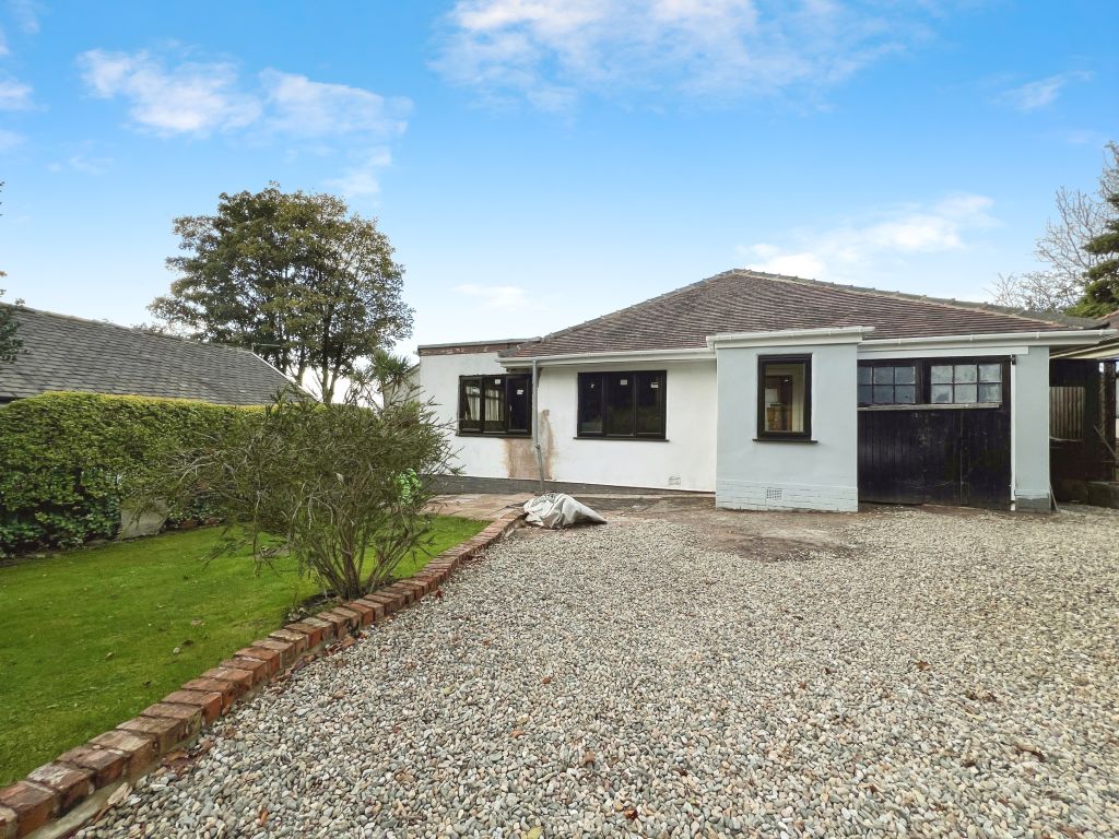 Linden Lea, Fall Birch Road, Lostock – FOR SALE BY AUCTION