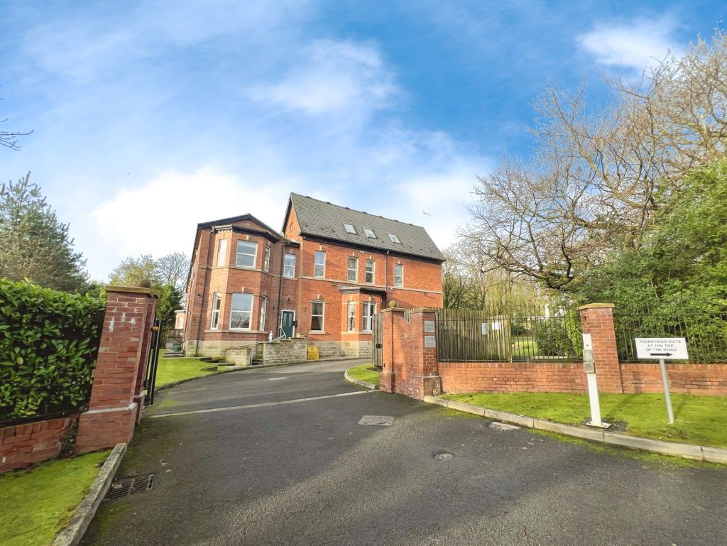 Neilston Rise, Lostock