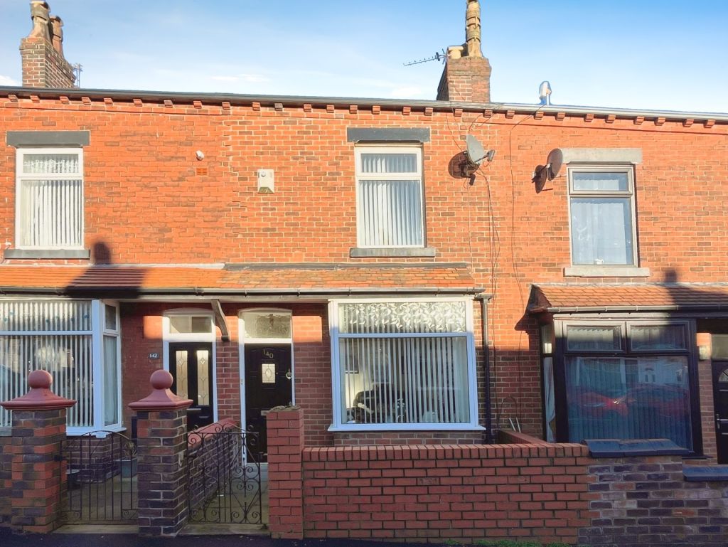 Arnold Street, Smithills