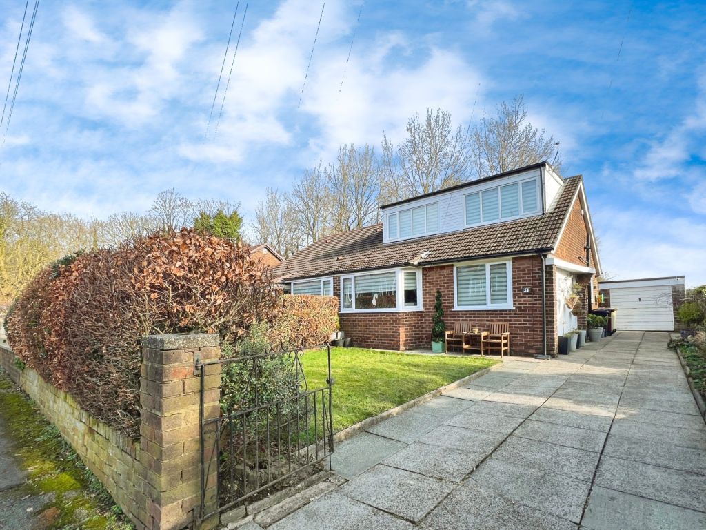 Greenland Road, Great Lever
