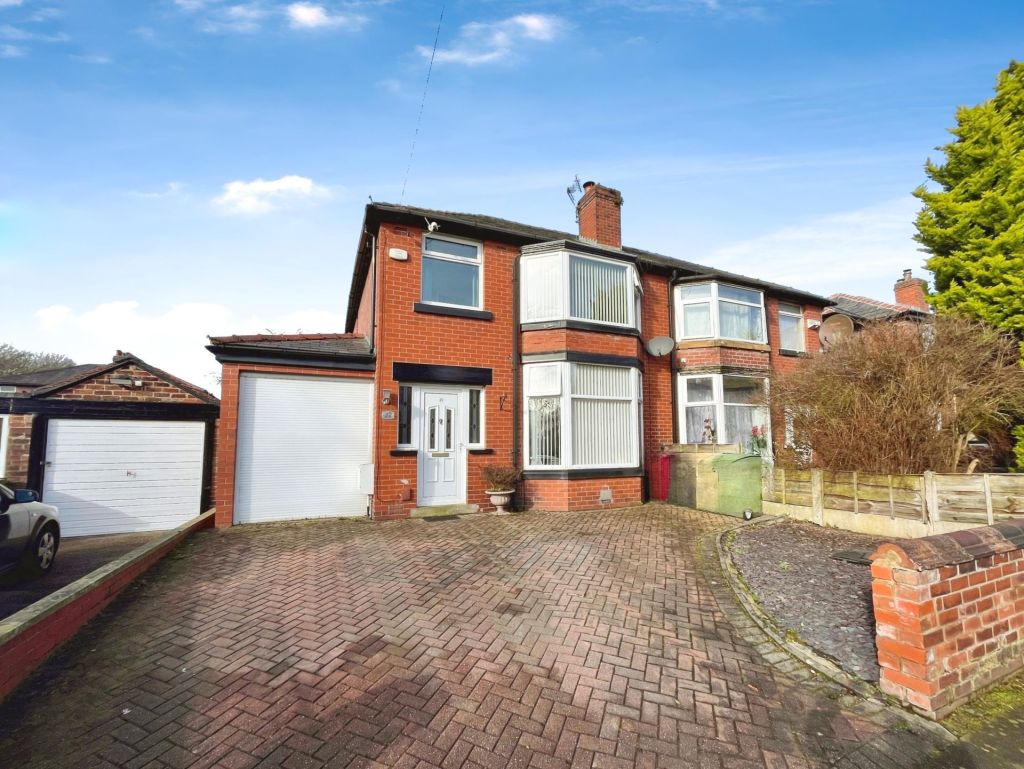 Woodland Avenue, Bolton