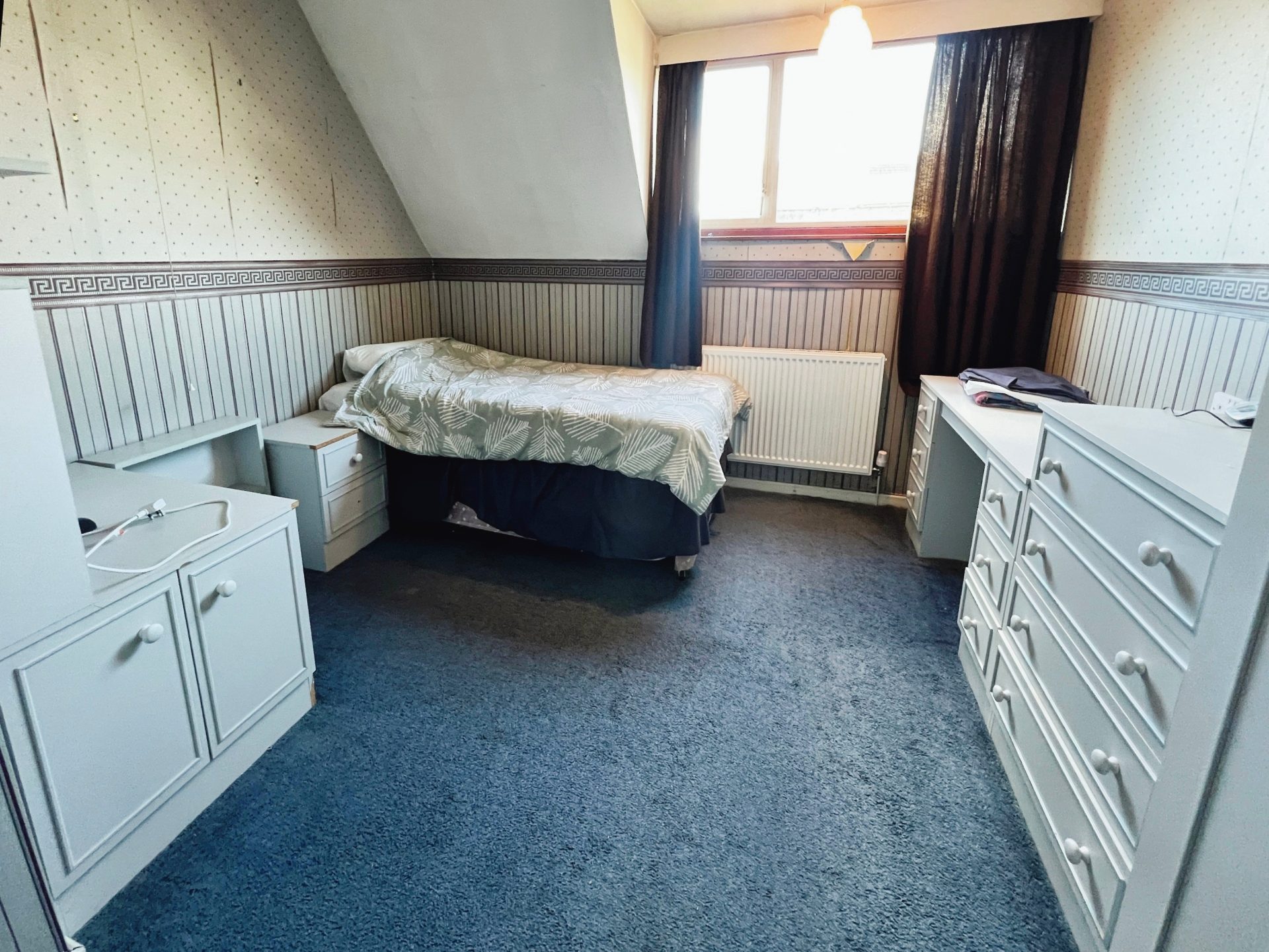 2acd5b4a Bed 202.jpg