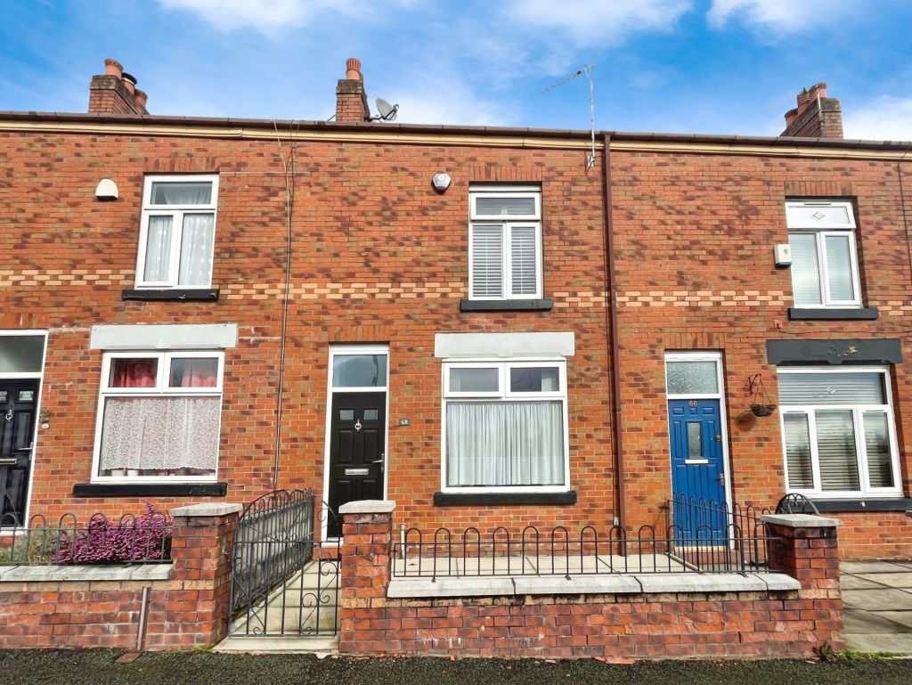 Hennon Street, Halliwell – Best and final on Tuesday 18th March by 2pm