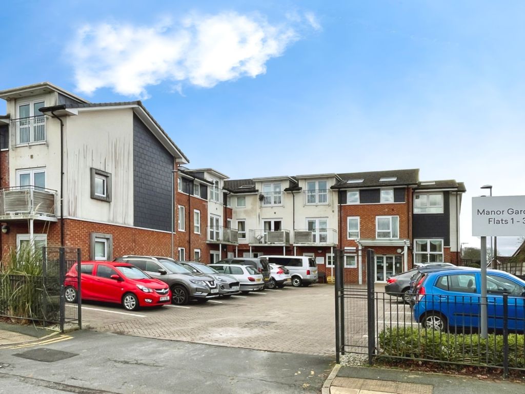 Hough Fold Way, Harwood