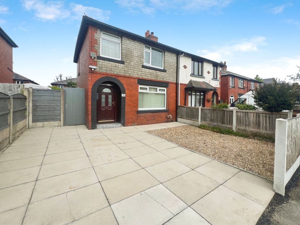Lupin Avenue, Farnworth