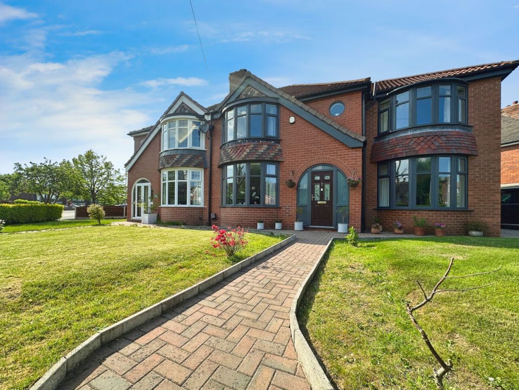 Victoria Avenue East, Manchester