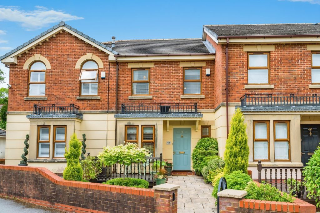 Haslam Hall Mews, Heaton