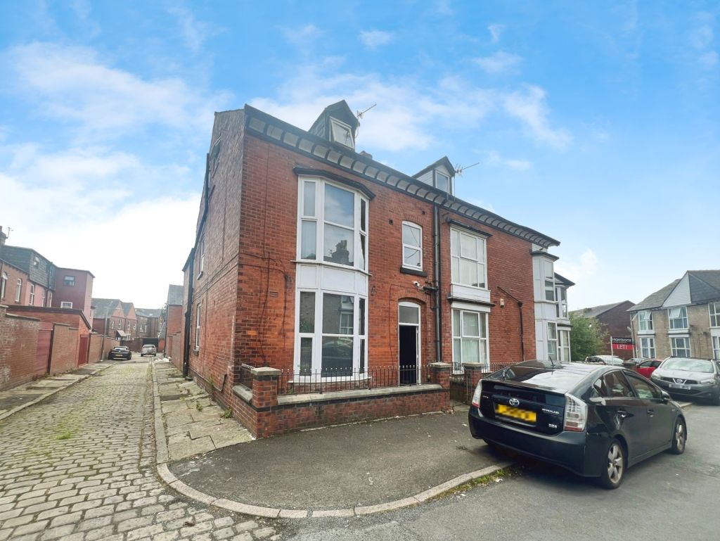 Hartington Road, Heaton