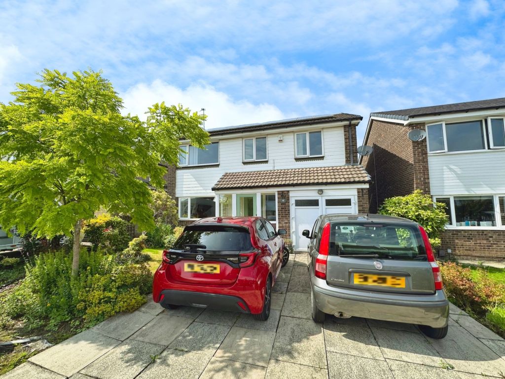 Rollesby Close, Bury