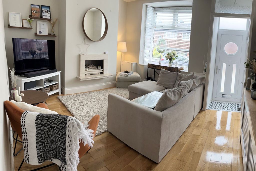 Alexandra Road, Kearsley