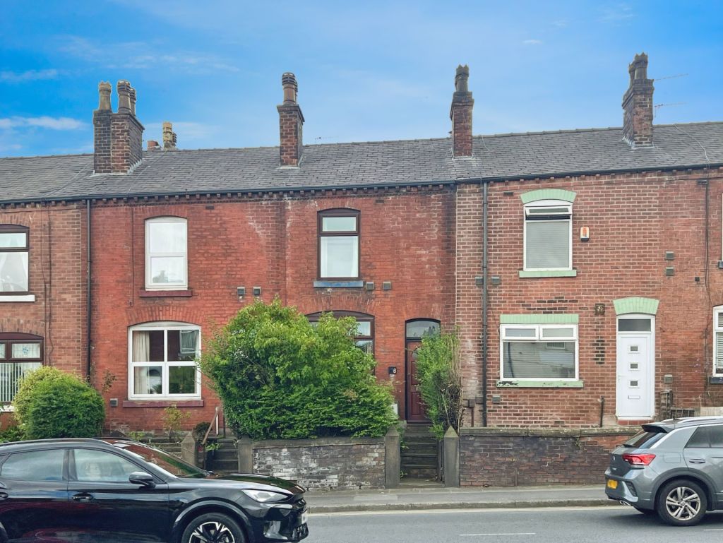 Bolton Road, Kearsley – For sale by auction