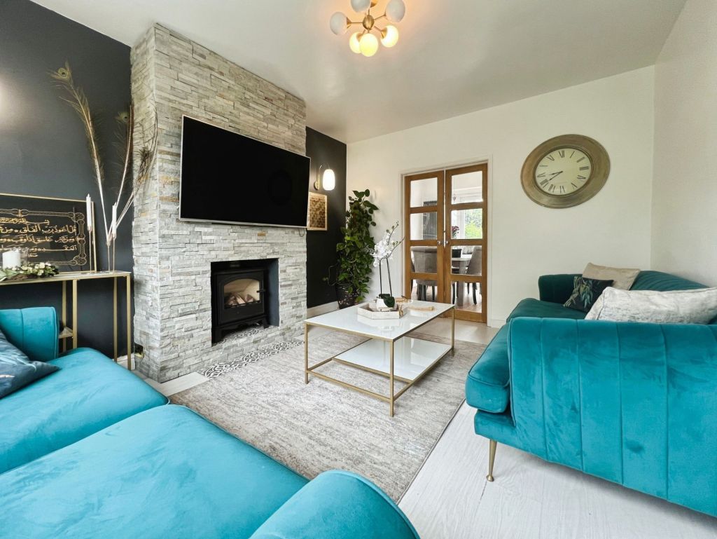 Neston Avenue, Sharples