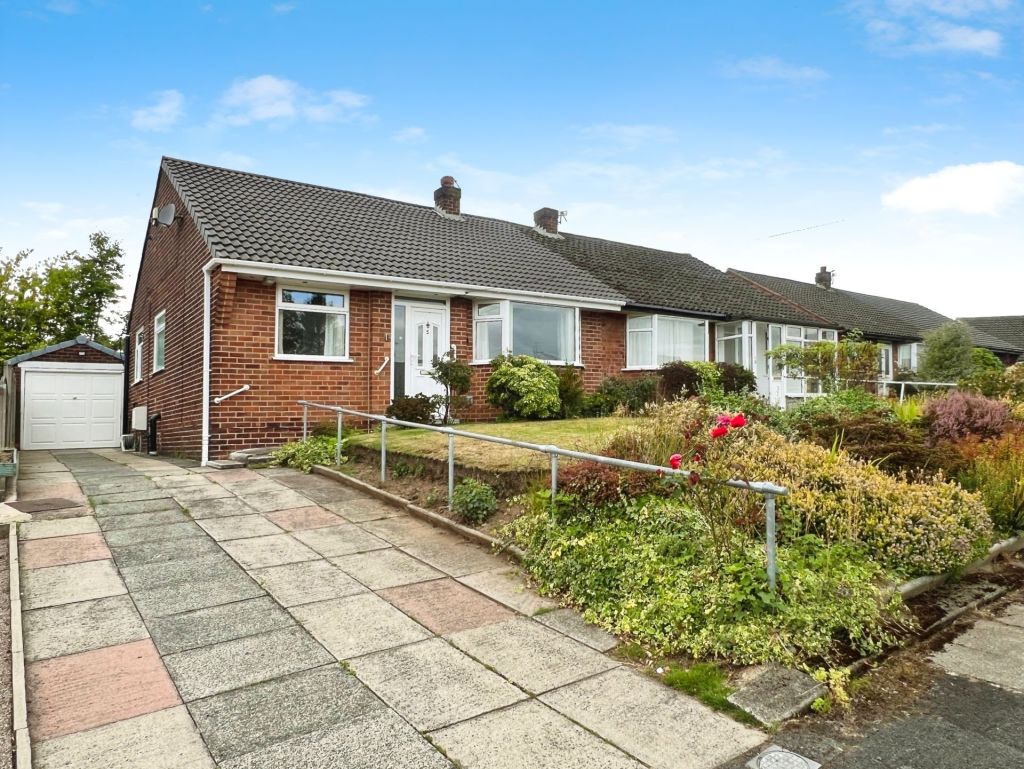 Well Grove, Whitefield