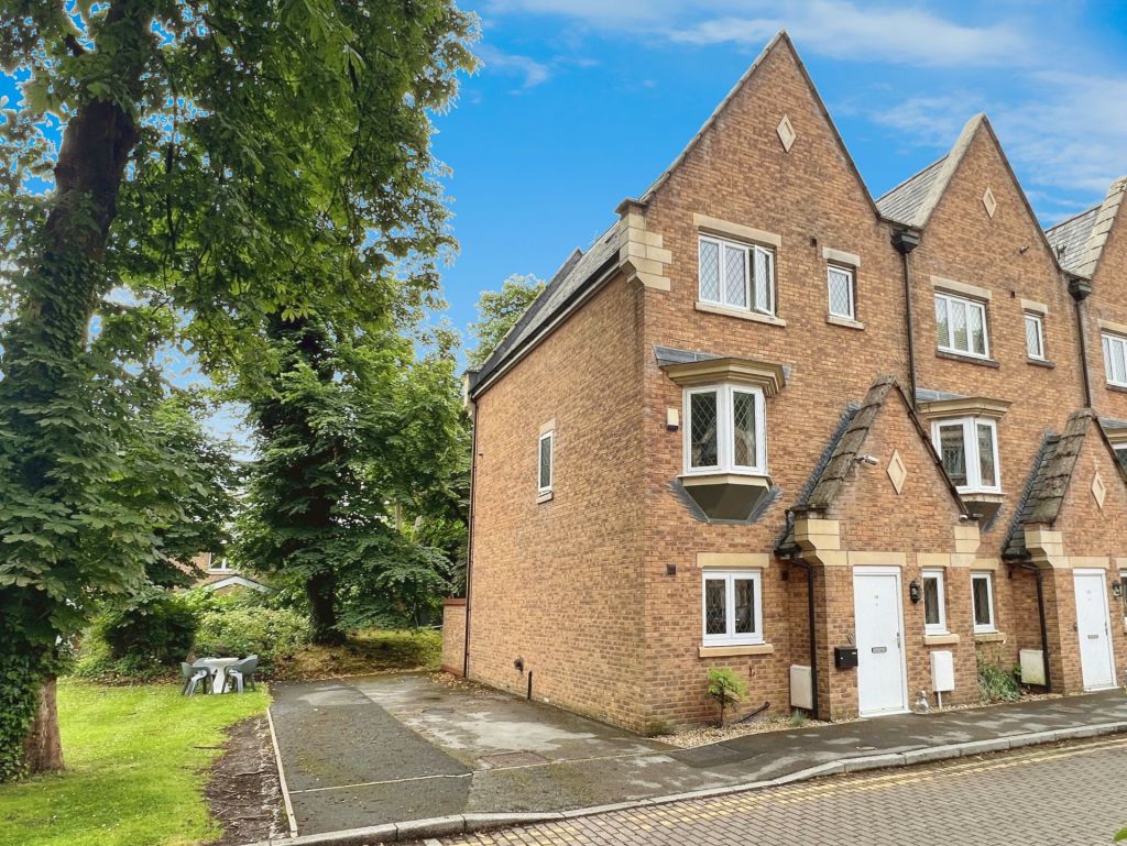 Reeceton Gardens, Heaton