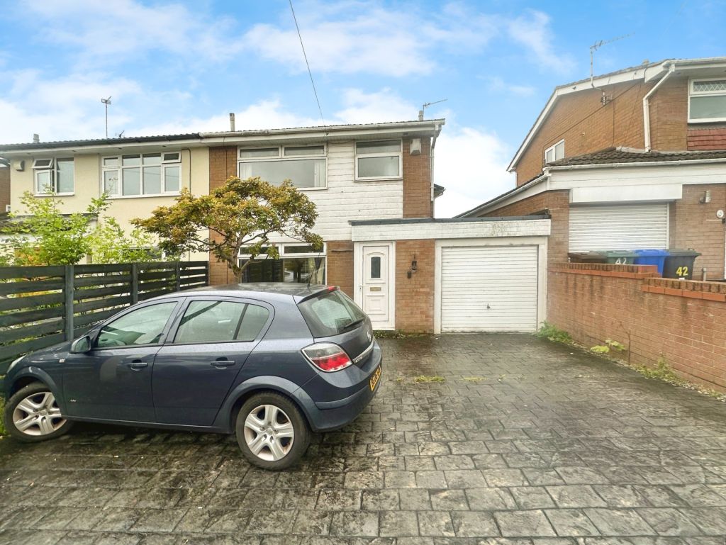 Far Hey Close, Radcliffe