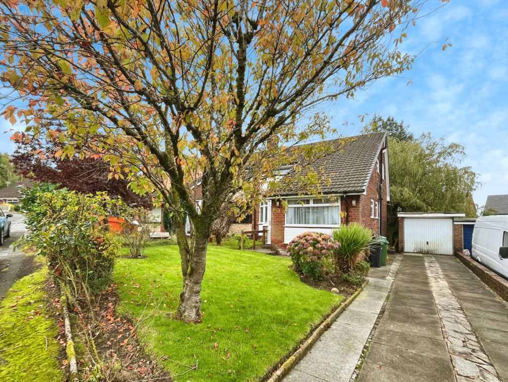 Rusland Drive, Harwood