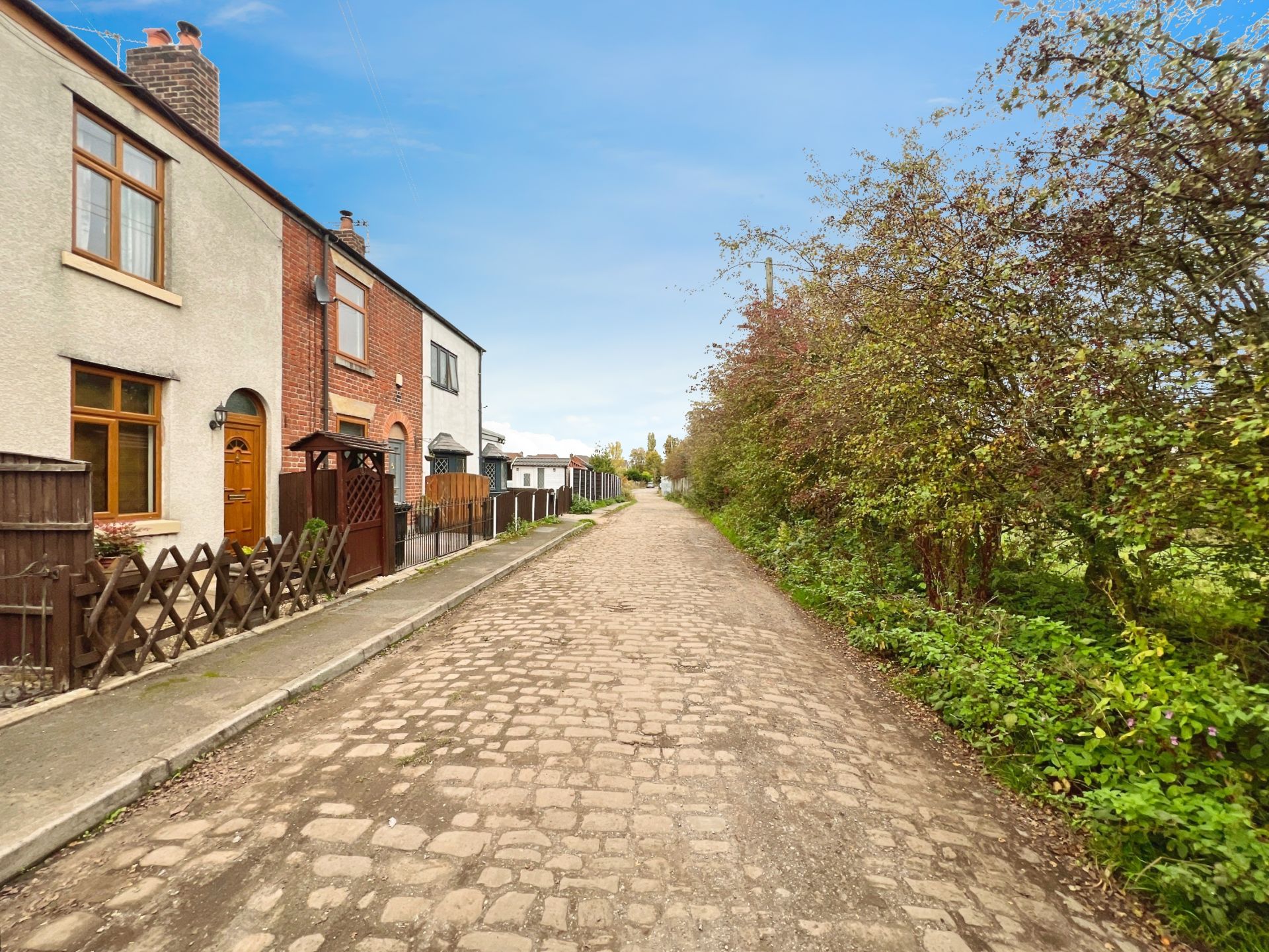 706a76e4 Street 20view.jpg