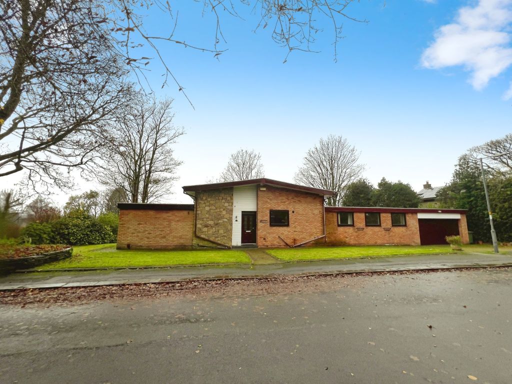 Riding Gate, Harwood