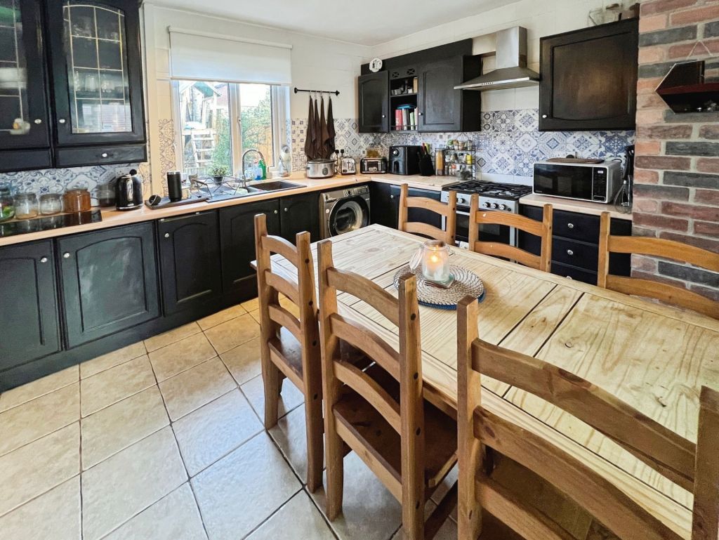 Princess Avenue, Kearsley