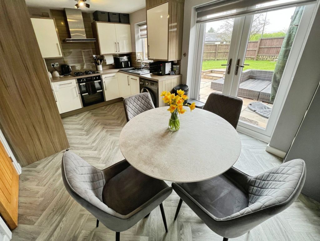 Naylors Terrace, Belmont