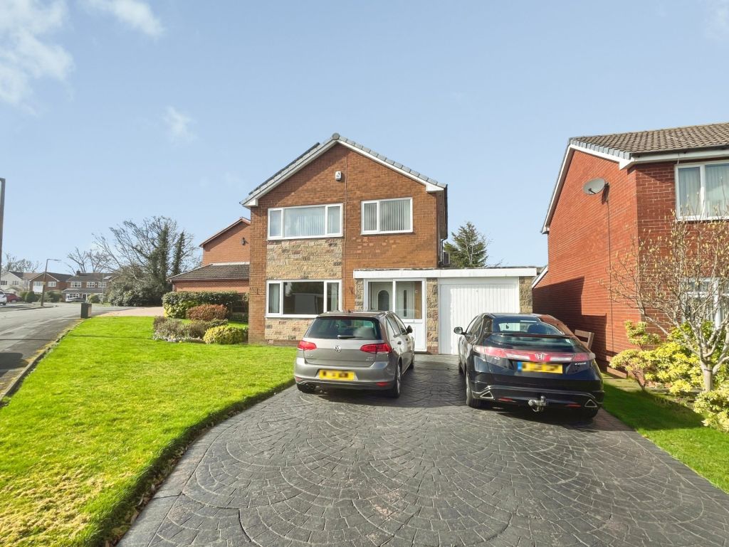 Laxford Grove, Ladybridge