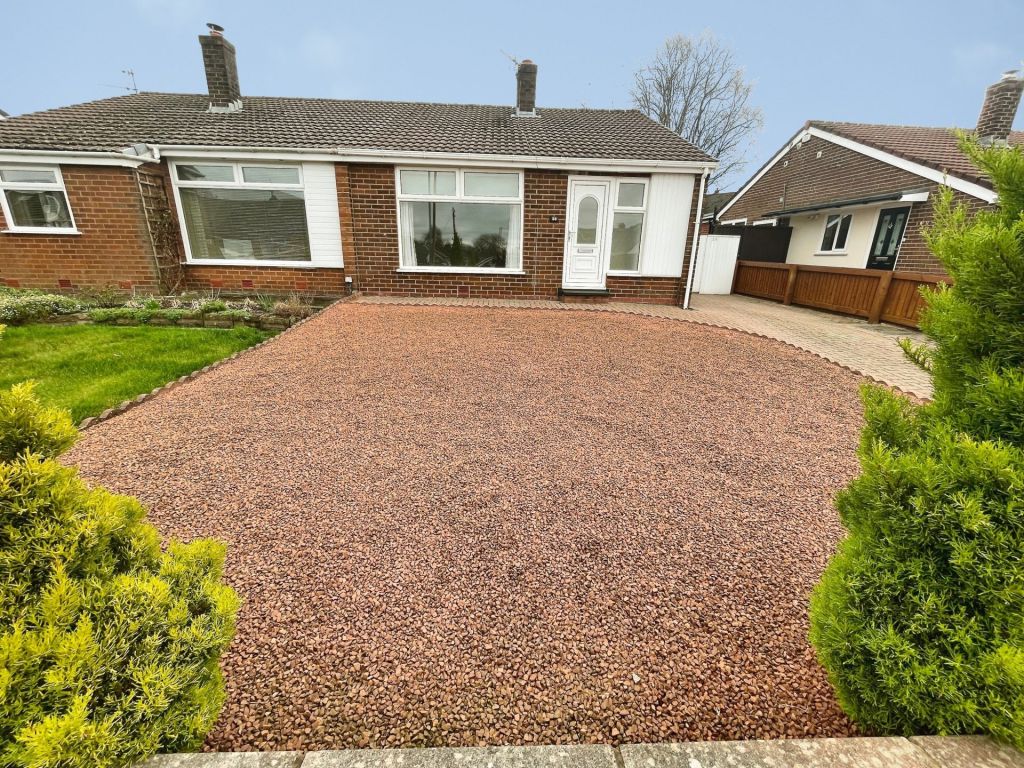 Broadstone Road, Harwood