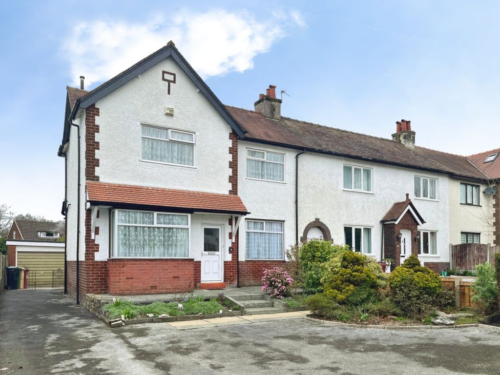Newbrook Road, Over Hulton