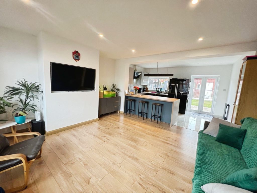 Pilkington Road, Kearsley