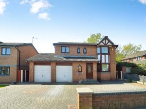 Shetland Way, Radcliffe